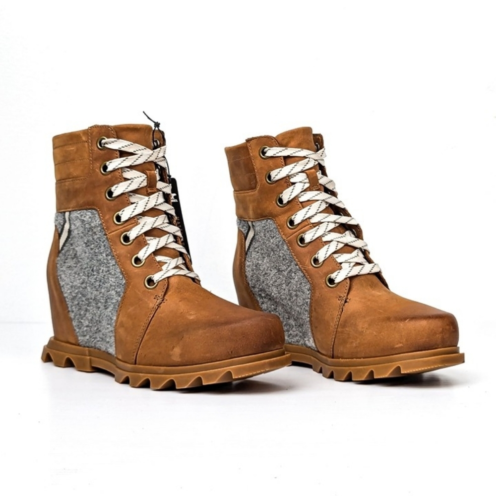 Sorel | Joan Of Arctic Wedge III Taffy/Gum Brown Leather Boots